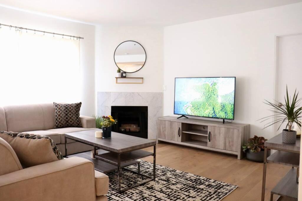 Heart Of West Hollywood Modern Suite 2 Bedroom 2 Bath Лос-Анджелес Экстерьер фото