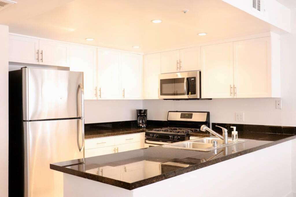 Heart Of West Hollywood Modern Suite 2 Bedroom 2 Bath Лос-Анджелес Экстерьер фото